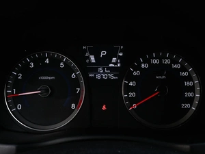 Хетчбэк Hyundai Solaris 2011 года, 809000 рублей, Волгоград