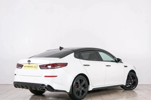 Седан Kia Optima 2018 года, 1749000 рублей, Красноярск