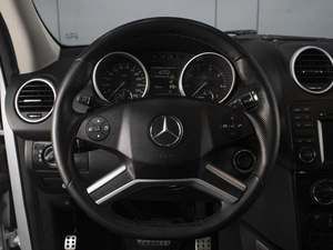 Внедорожник Mercedes-benz M-класс 2009 года, 1130000 рублей, Омск