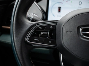 Внедорожник Geely Monjaro 2024 года, 3120000 рублей, Краснодар