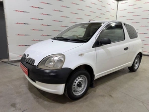 Хетчбэк Toyota Vitz 2000 года, 249000 рублей, Красноярск