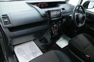 Минивэн Toyota Noah 2011 года, 1498000 рублей, Солонцы
