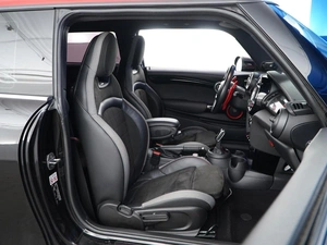 Хетчбэк MINI John Cooper Works 2019 года, 2419053 рублей, Москва