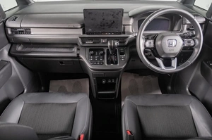 Минивэн Honda Stepwgn 2022 года, 3469000 рублей, Томск