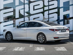 Седан Lexus ES 2018 года, 3650000 рублей, Краснодар