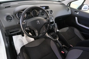 Хетчбэк Peugeot 308 2012 года, 649000 рублей, Омск