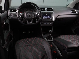 Седан Volkswagen Polo 2018 года, 1379000 рублей, Воронеж