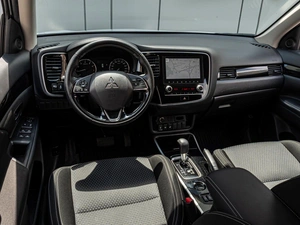 Внедорожник Mitsubishi Outlander 2021 года, 2665000 рублей, Краснодар