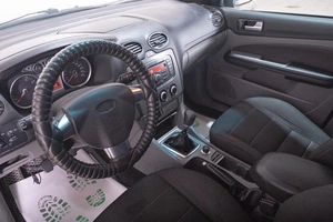 Седан Ford Focus 2009 года, 679000 рублей, Томск