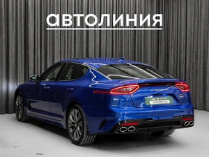 Лифтбек Kia Stinger 2018 года, 2599000 рублей, Красноярск