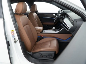 Седан Audi A6 2021 года, 5949999 рублей, Москва