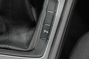 Хетчбэк Volkswagen Golf 2013 года, 889000 рублей, Новокузнецк