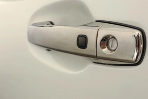 Внедорожник Toyota Land Cruiser 2012 года, 3339000 рублей, Пермь