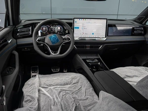 Внедорожник Volkswagen Tiguan L 2026 года, 5000000 рублей, Краснодар