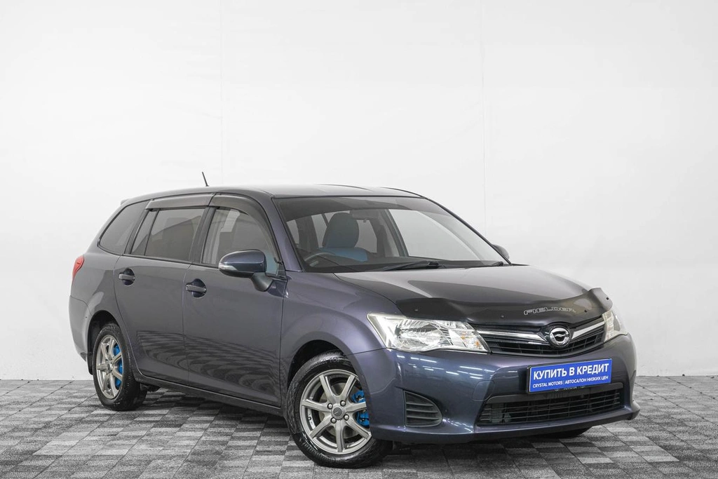 Универсал Toyota Corolla Fielder 2012 года, 1049000 рублей, Кемерово