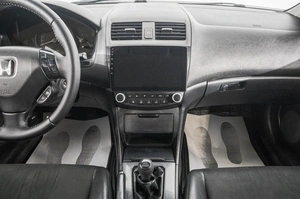Седан Honda Accord 2004 года, 929000 рублей, Барнаул