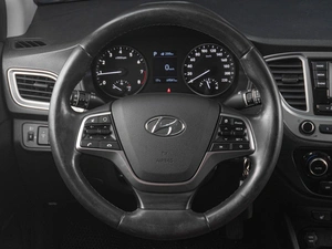 Седан Hyundai Solaris 2020 года, 1669000 рублей, Тюмень