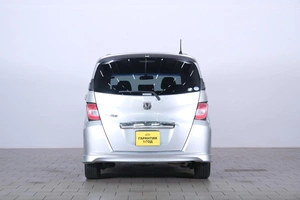 Минивэн Honda Freed 2012 года, 1059000 рублей, Омск