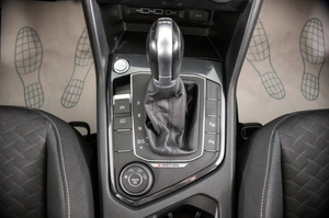 Внедорожник Volkswagen Tiguan 2018 года, 2259000 рублей, Пермь