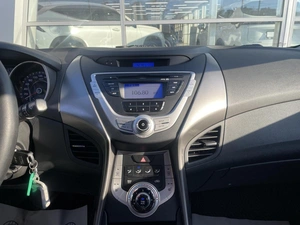 Седан Hyundai Elantra 2011 года, 850000 рублей, Ярославль