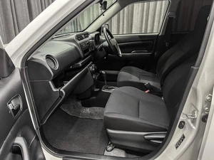 Универсал Toyota Probox 2017 года, 899000 рублей, Красноярск