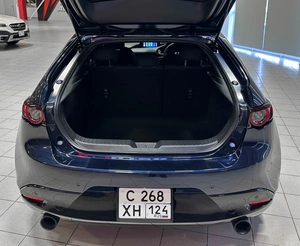 Хетчбэк Mazda 3 2021 года, 1677000 рублей, Красноярск
