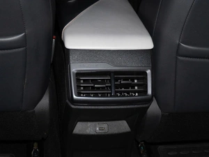 Лифтбек Changan UNI-V 2023 года, 1950000 рублей, Санкт-Петербург