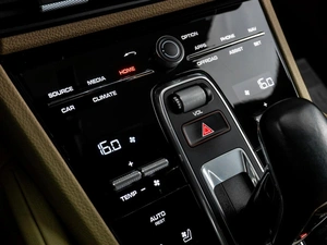 Внедорожник Porsche Cayenne 2021 года, 9626000 рублей, Тюмень