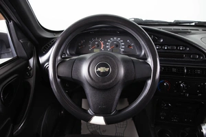 Внедорожник Chevrolet Niva 2015 года, 729000 рублей, Пермь