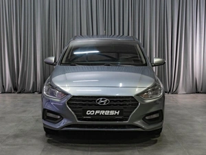 Седан Hyundai Solaris 2017 года, 999000 рублей, Тюмень