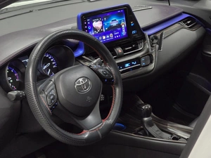 Внедорожник Toyota C-HR 2020 года, 2690000 рублей, Красноярск