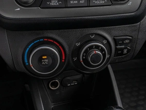 Седан Kia Rio 2014 года, 960000 рублей, Краснодар