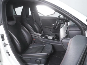 Седан Mercedes-benz CLA-класс 2019 года, 3099000 рублей, Ростов-на-Дону