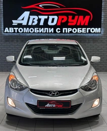 Седан Hyundai Avante 2011 года, 997000 рублей, Красноярск