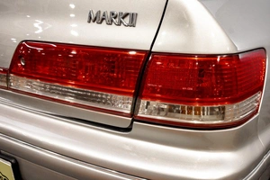 Седан Toyota Mark II 2000 года, 749000 рублей, Барнаул