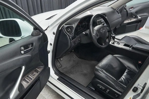 Кабриолет Lexus IS 2010 года, 1740000 рублей, Красноярск