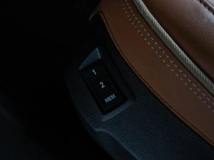 Седан Opel Insignia 2013 года, 1335000 рублей, Воронеж