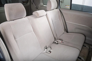 Минивэн Toyota Isis 2009 года, 1229000 рублей, Томск