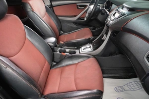 Седан Hyundai Elantra 2011 года, 1069000 рублей, Сургут