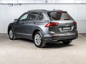 Внедорожник Volkswagen Tiguan 2021 года, 2714000 рублей, Ставрополь