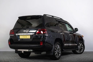 Внедорожник Toyota Land Cruiser 2012 года, 4499000 рублей, Томск