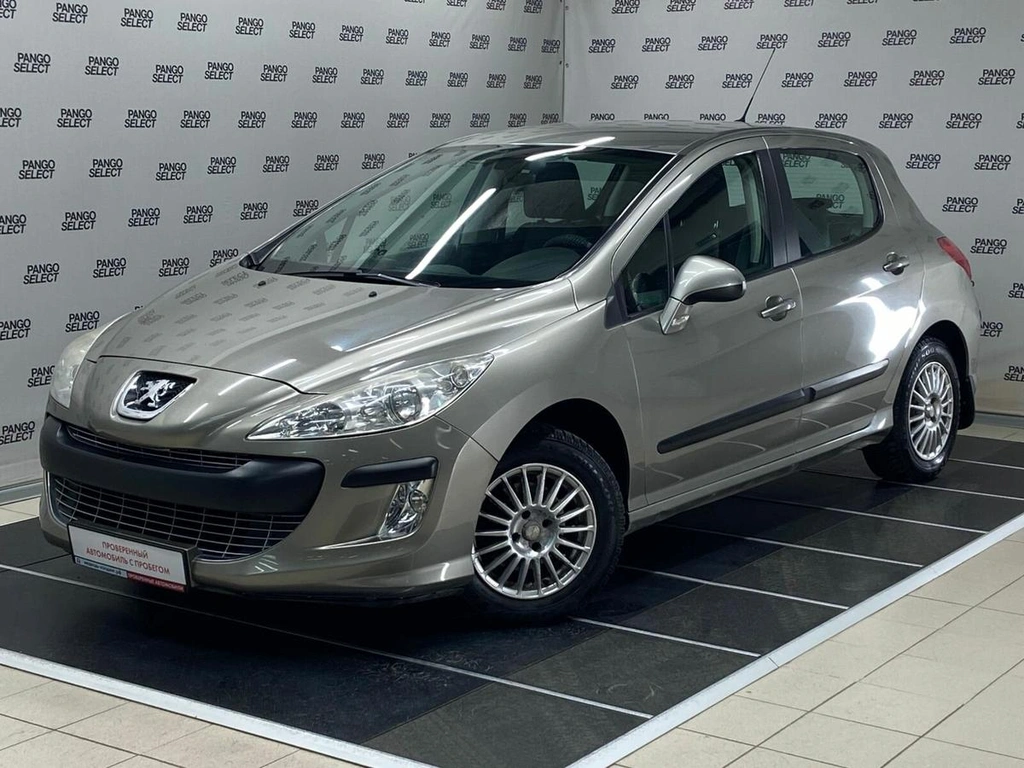Хетчбэк Peugeot 308 2010 года, 715000 рублей, Красноярск