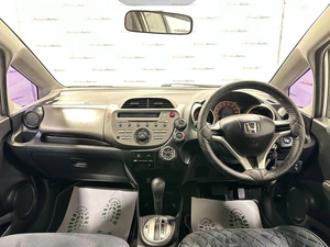 Хетчбэк Honda Fit 2009 года, 529000 рублей, Красноярск