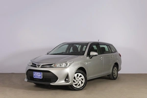 Универсал Toyota Corolla Fielder 2020 года, 1599000 рублей, Новосибирск