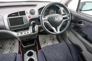 Минивэн Honda Stream 2010 года, 1049000 рублей, Красноярск