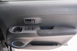 Минивэн Toyota bB 2012 года, 849000 рублей, Красноярск