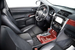 Седан Toyota Camry 2013 года, 1929000 рублей, Пермь