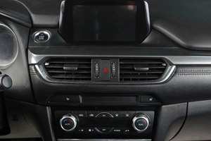 Седан Mazda 6 2016 года, 1949000 рублей, Тюмень