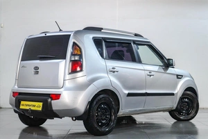 Хетчбэк Kia Soul 2011 года, 739000 рублей, Челябинск