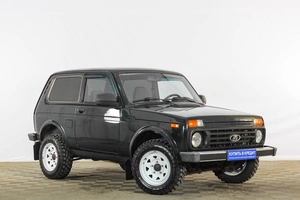 Внедорожник ВАЗ (LADA) 4x4 (Нива) 2020 года, 699000 рублей, Тюмень